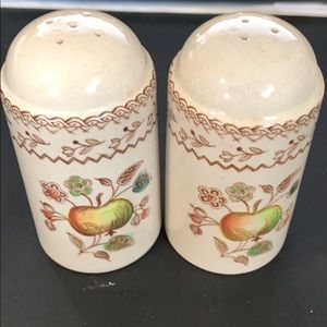Johnson Bros fruit sampler salt & pepper shakers